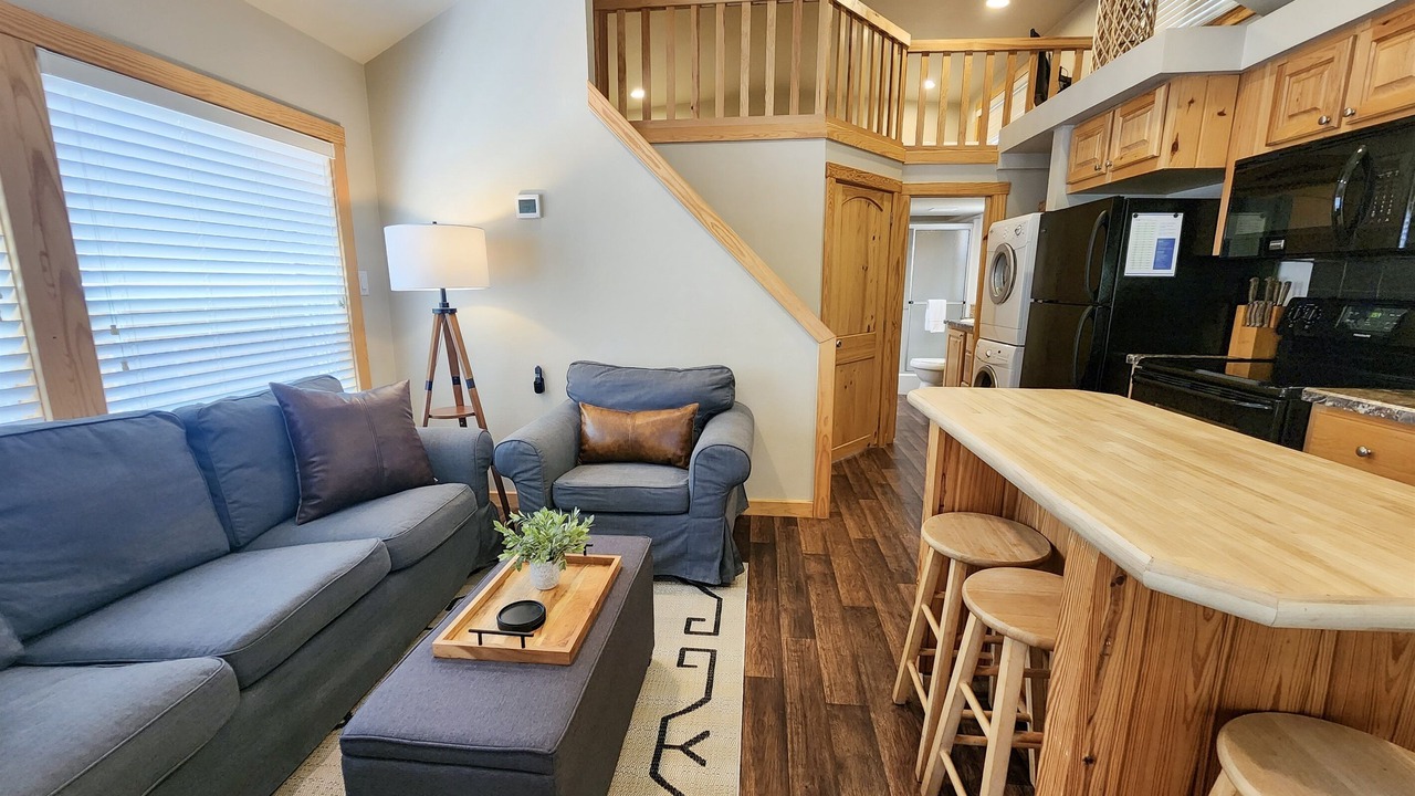 Photo of Livingroom in Staples
