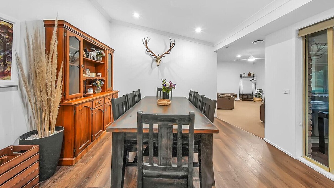 Photo of Others in Robin Hill