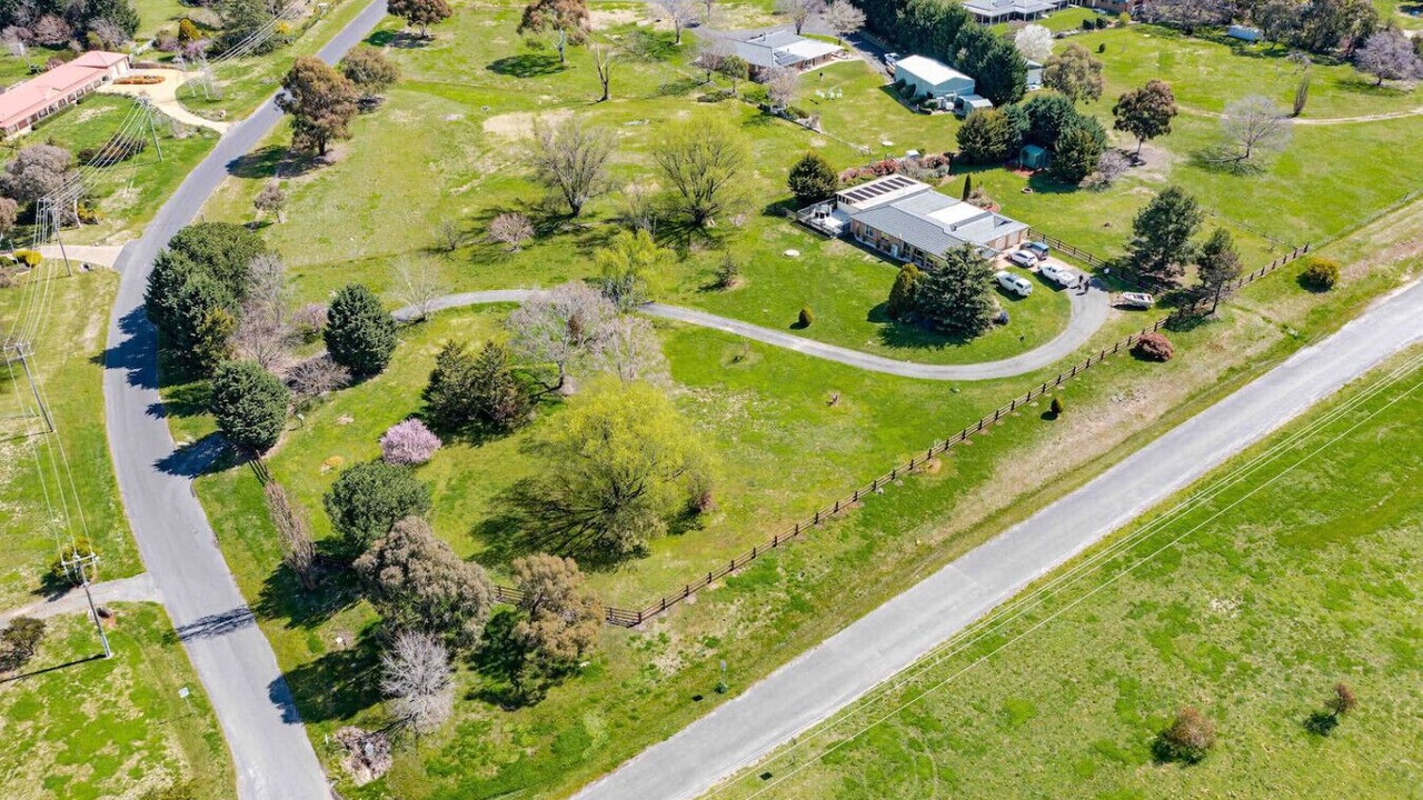 Photo of Outdoor in Robin Hill