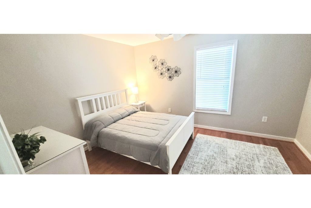 Photo of Bedroom in Midlothian
