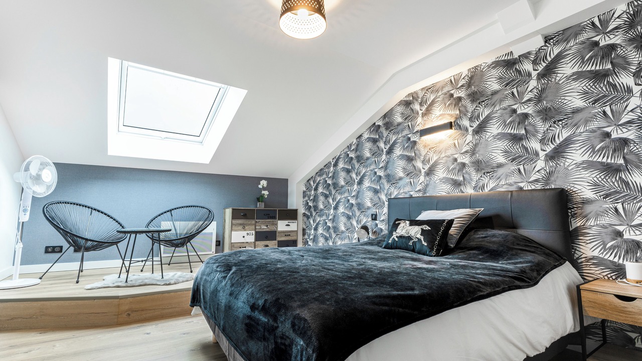 Photo of Bedroom in Montfort-le-Gesnois