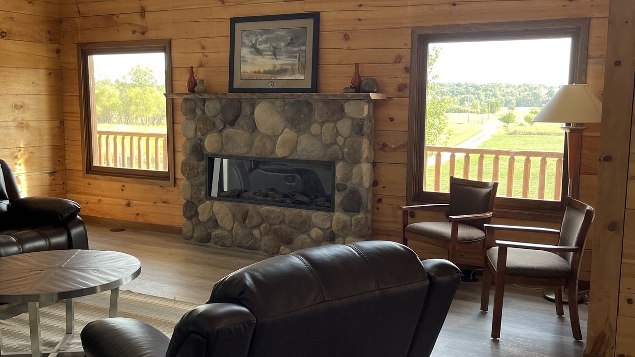 Photo of Livingroom in Washington County