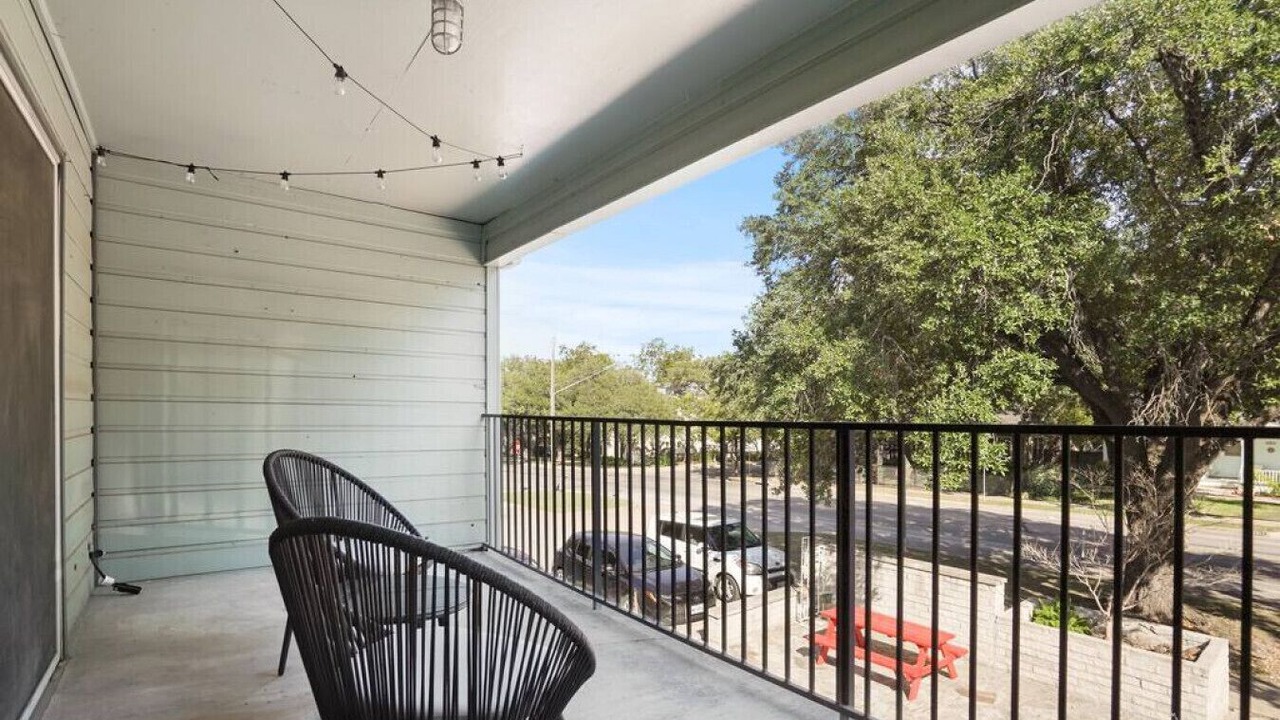 Photo of Patio Balcony in Hyde Park