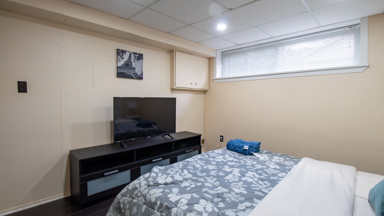 Photo of Bedroom in Markland Wood