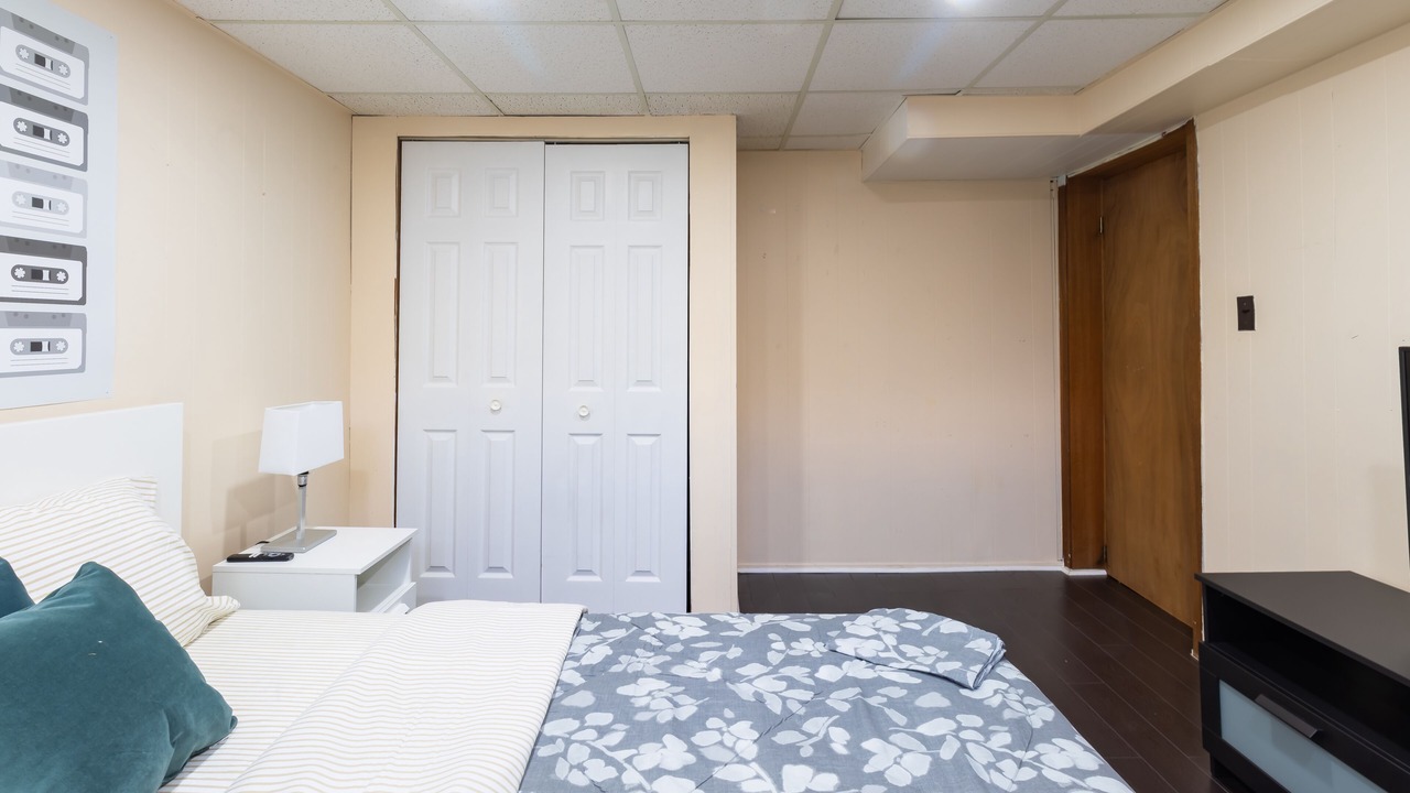 Photo of Bedroom in Markland Wood