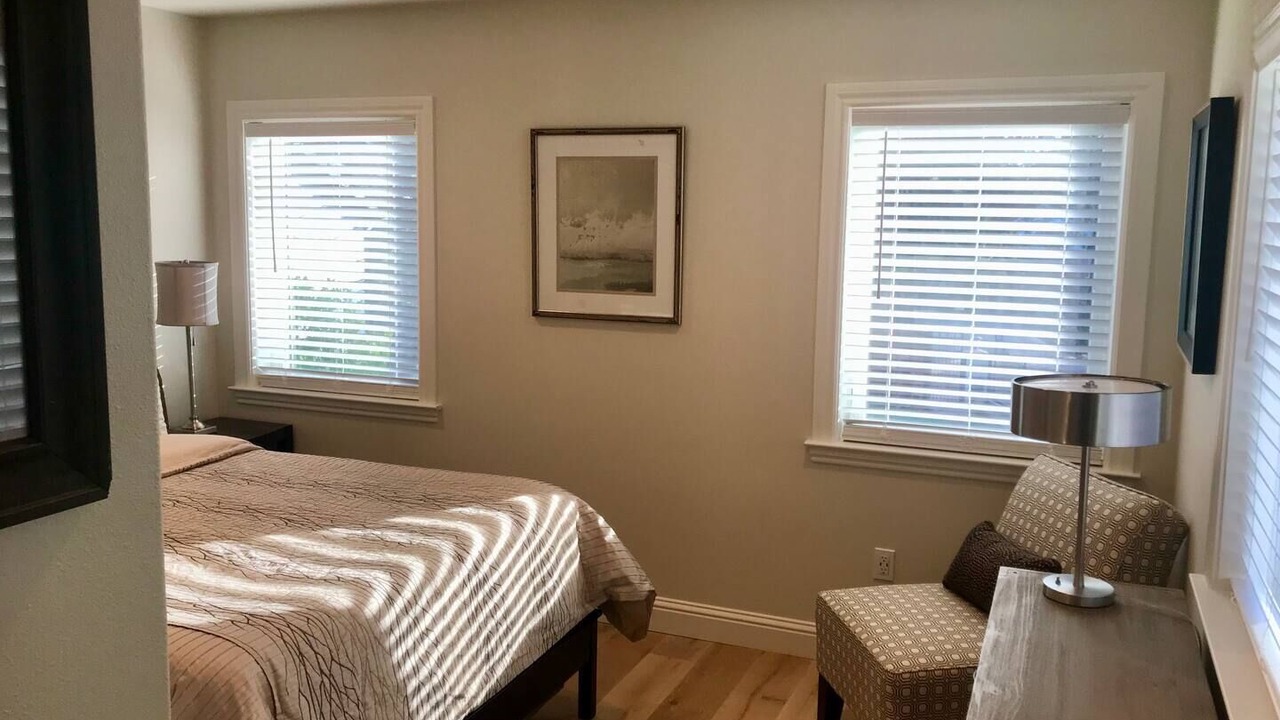 Photo of Bedroom in Saranap