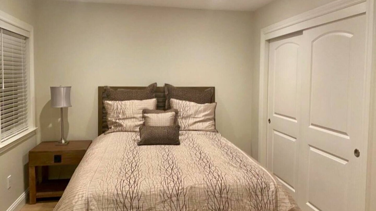 Photo of Bedroom in Saranap