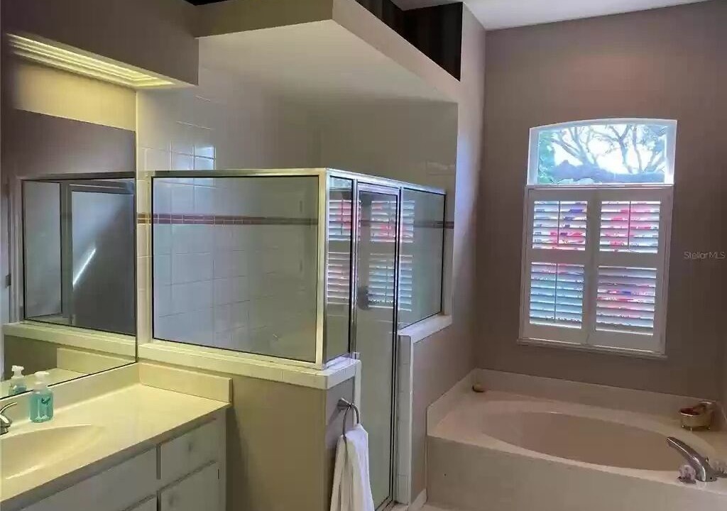 Photo of Bathroom in Valrico