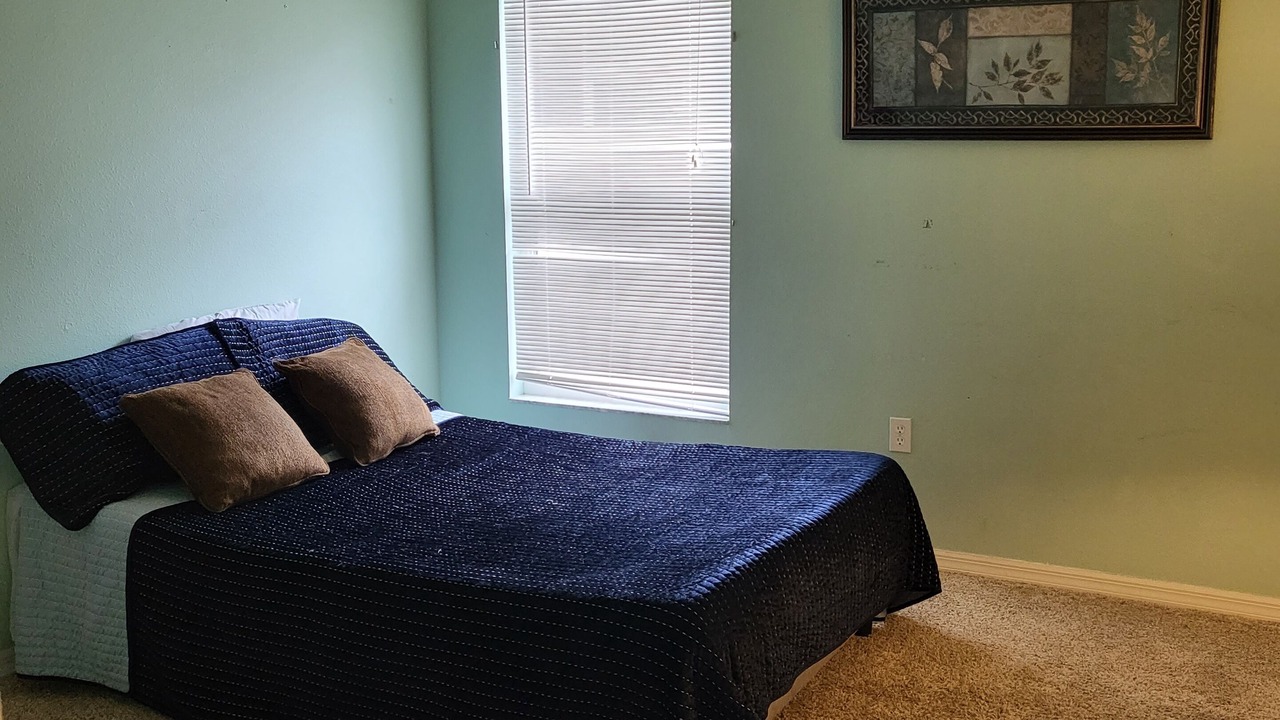 Photo of Bedroom in Valrico