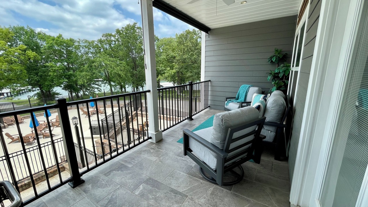 Photo of Patio Balcony in Lampe