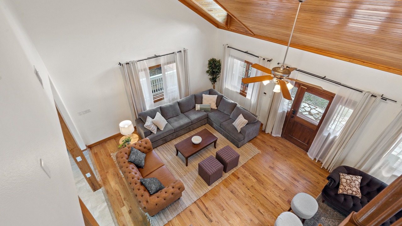 Photo of Livingroom in Seguin