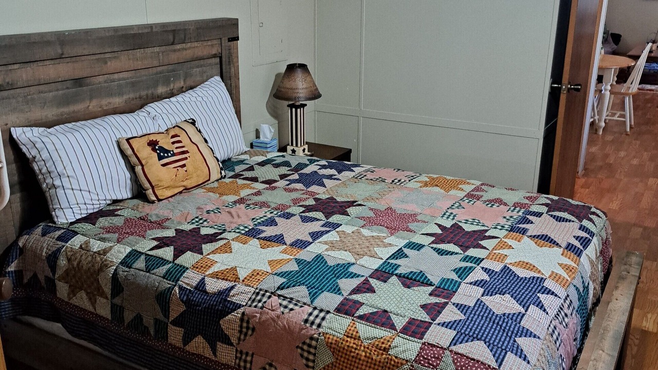 Photo of Bedroom in Wedowee