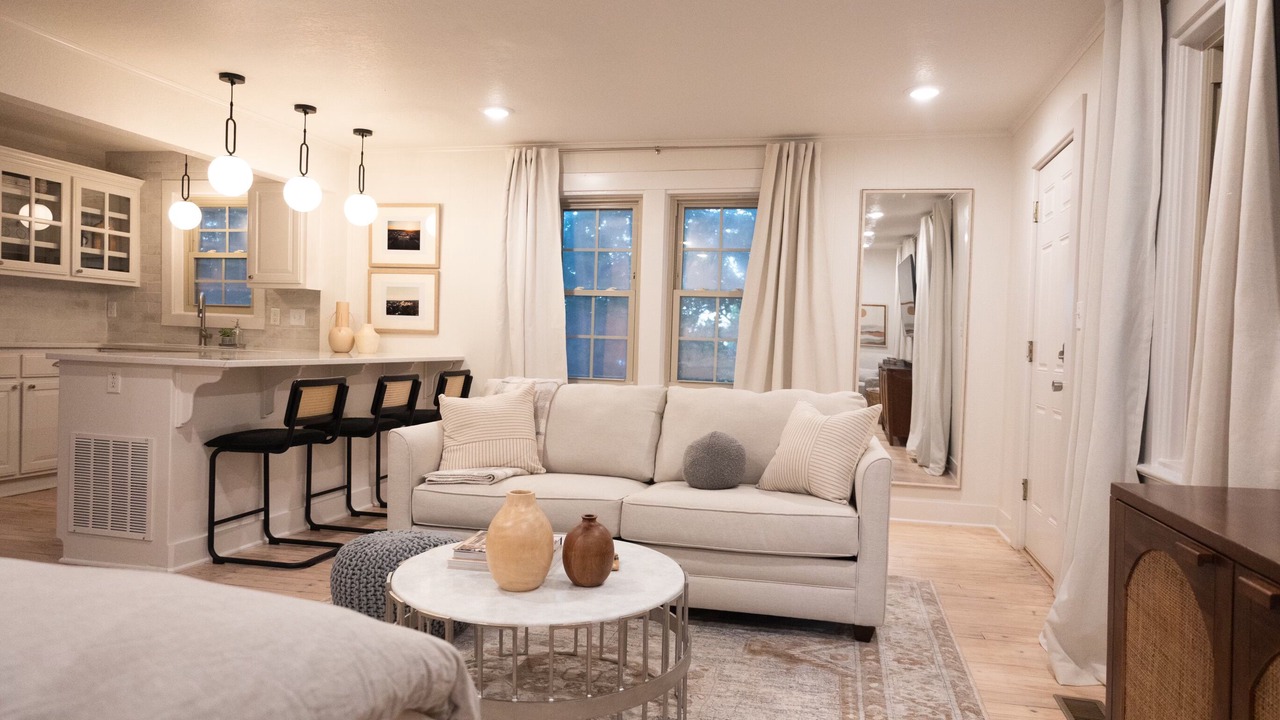 Photo of Livingroom in Fayetteville