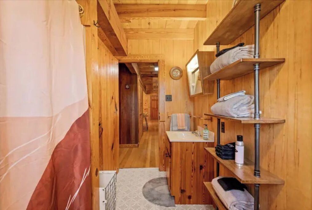 Photo of Bathroom in Ampthill