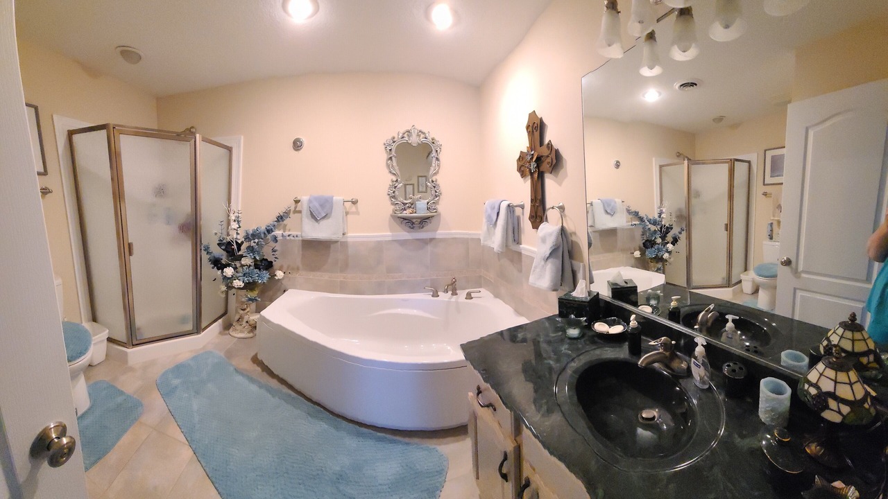 Photo of Bathroom in Benton
