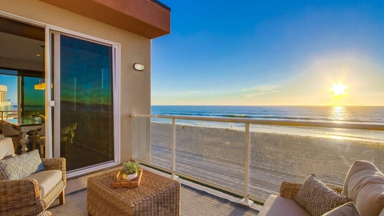 Photo of Patio Balcony in Central Mission Beach