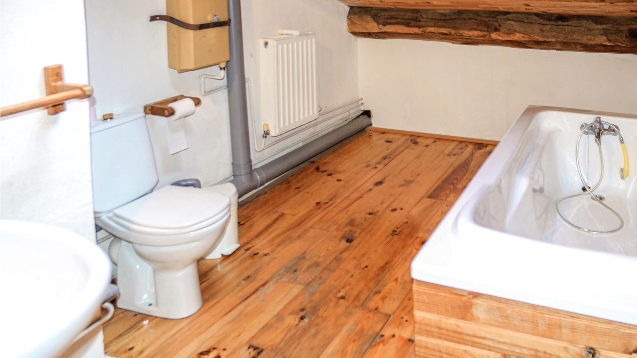 Photo of Bathroom in Gigny