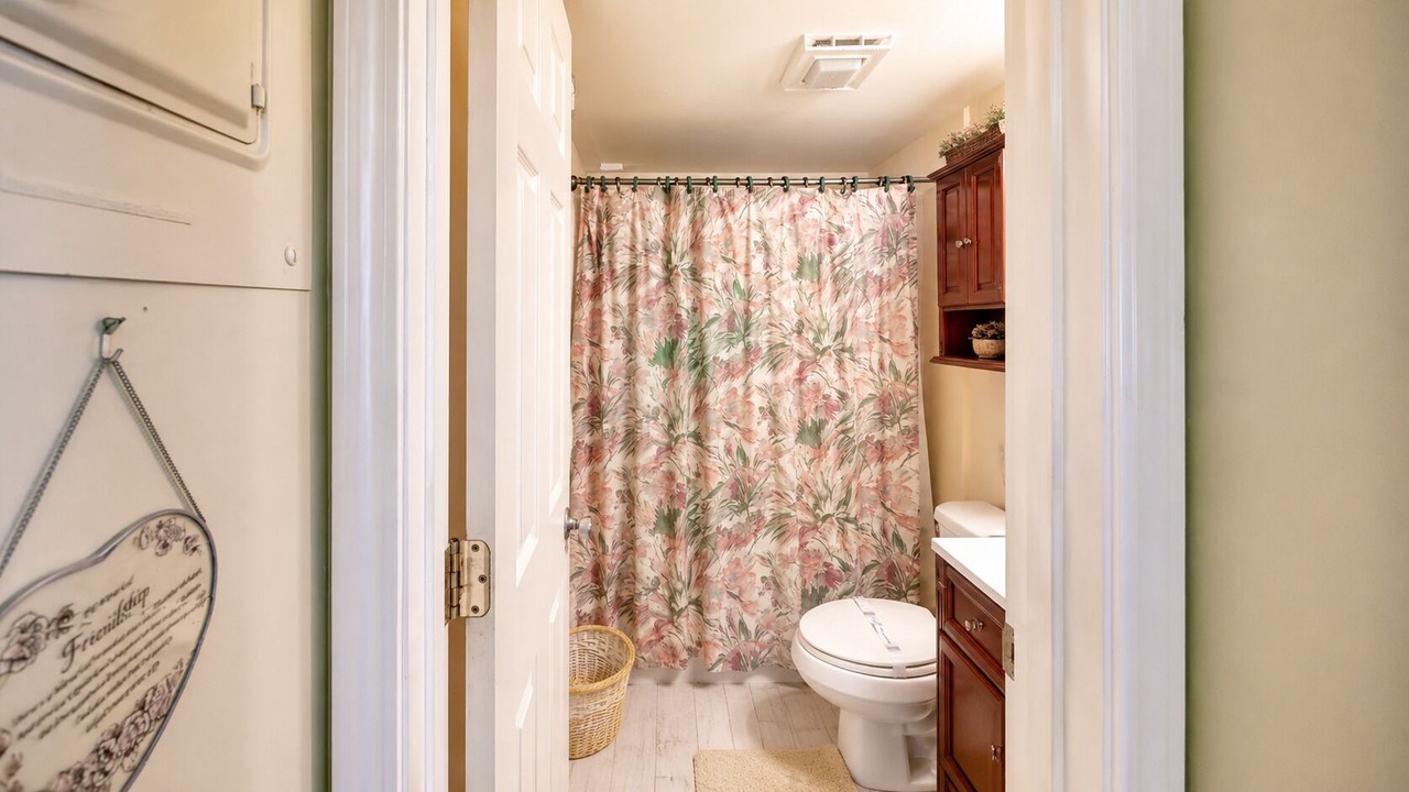 Photo of Bathroom in Cherry Grove Beach