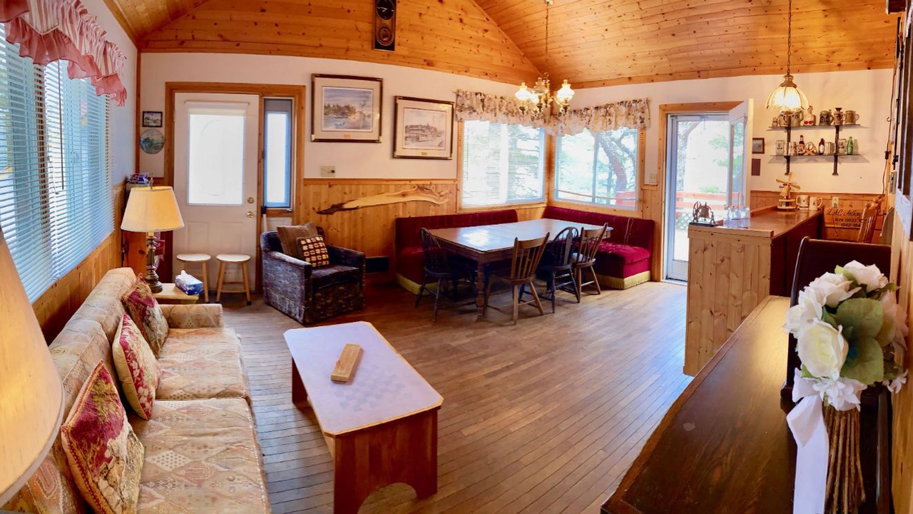 Photo of Livingroom in Douro-Dummer