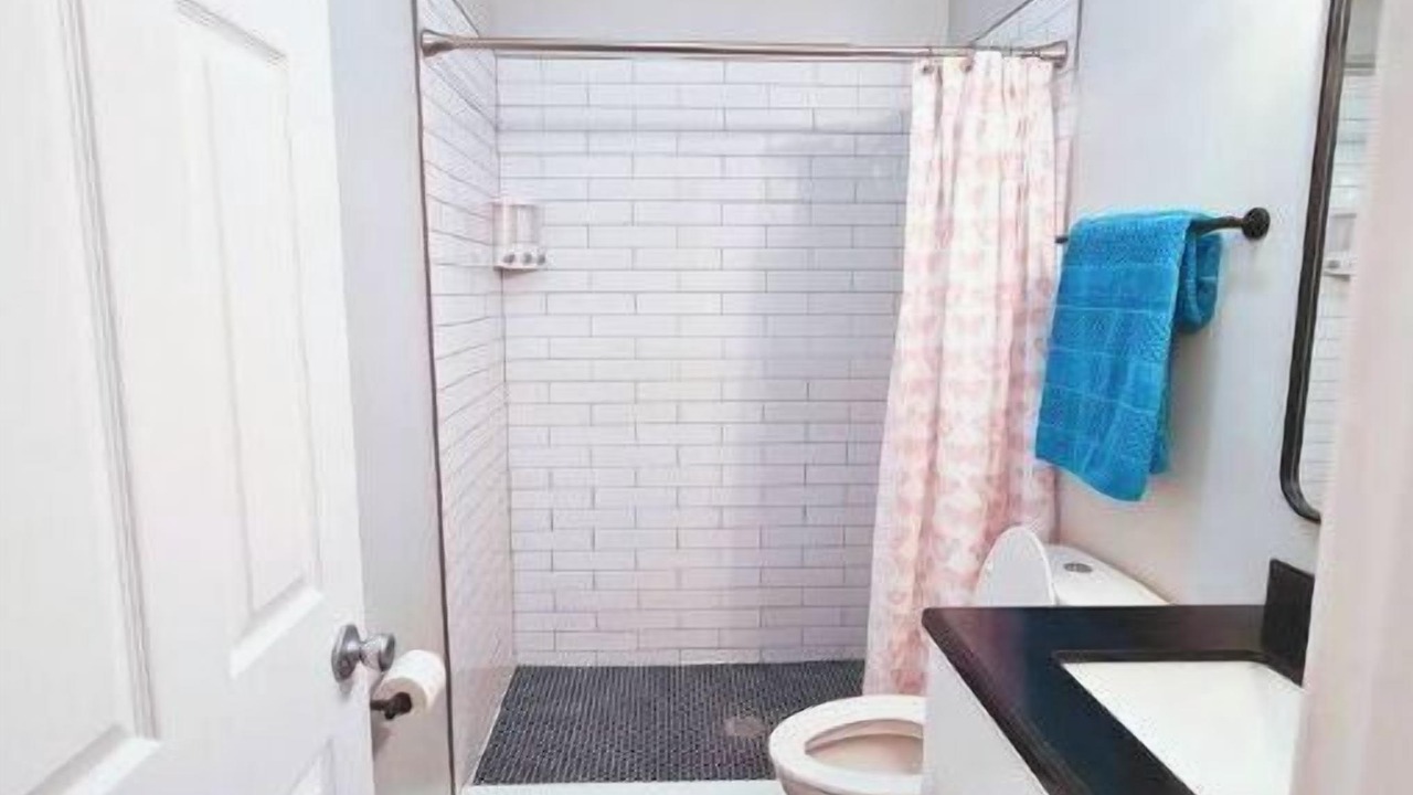 Photo of Bathroom in Tri-Taylor
