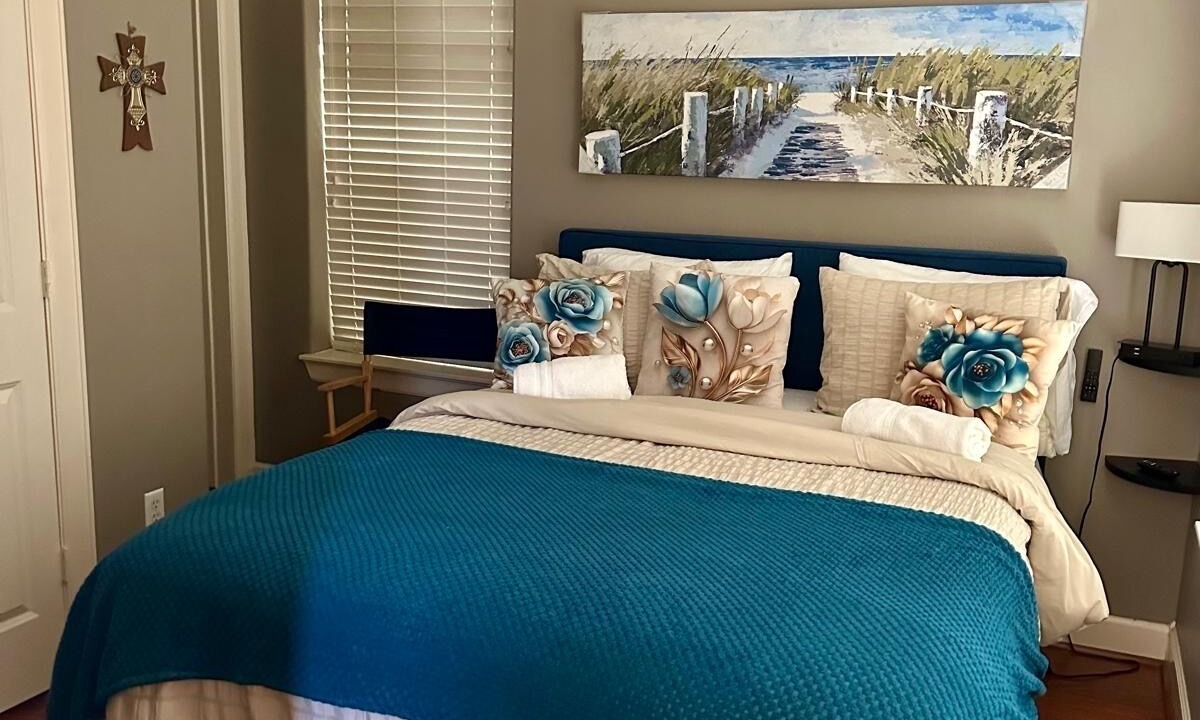 Photo of Bedroom in Washington Ave./ Memorial Park