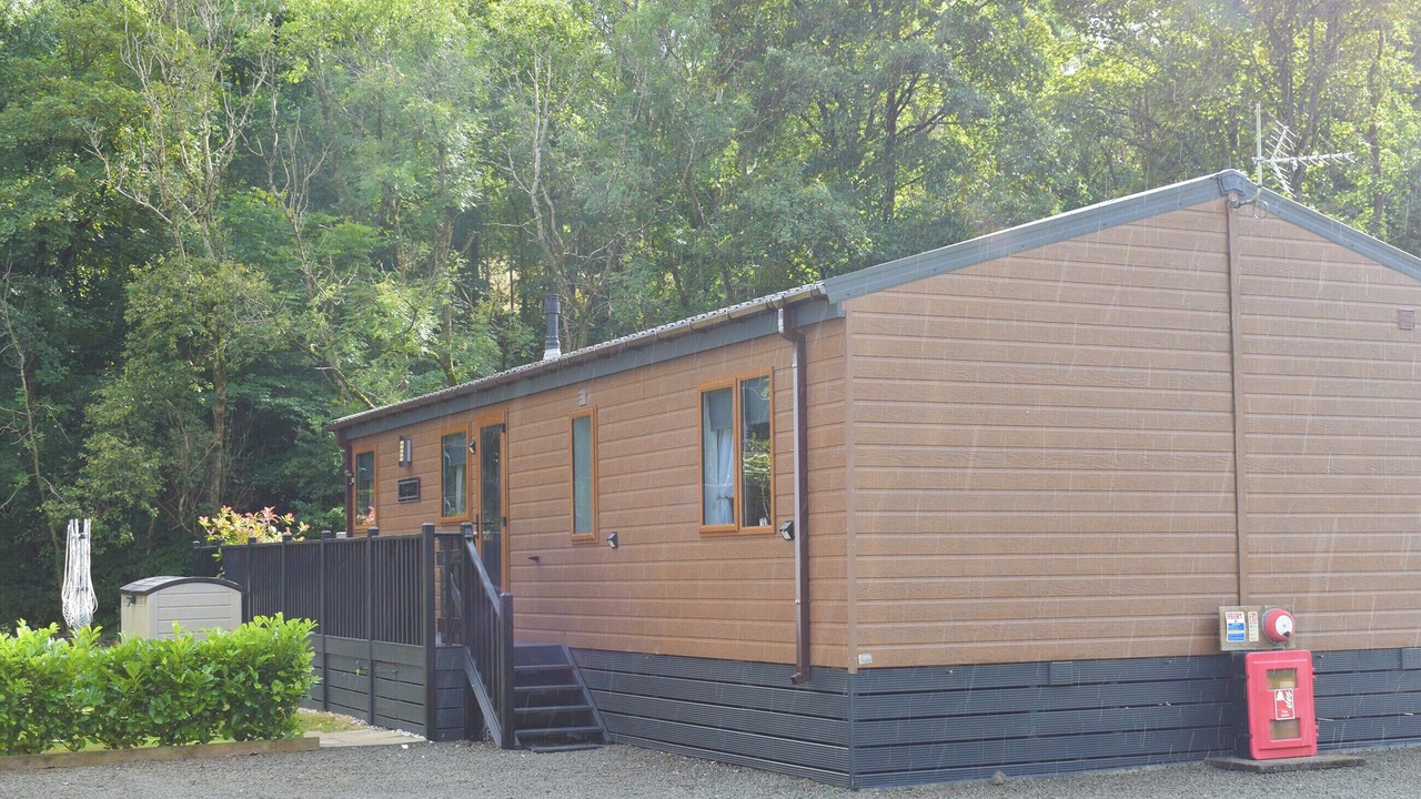 Photo of Outdoor in Dollar