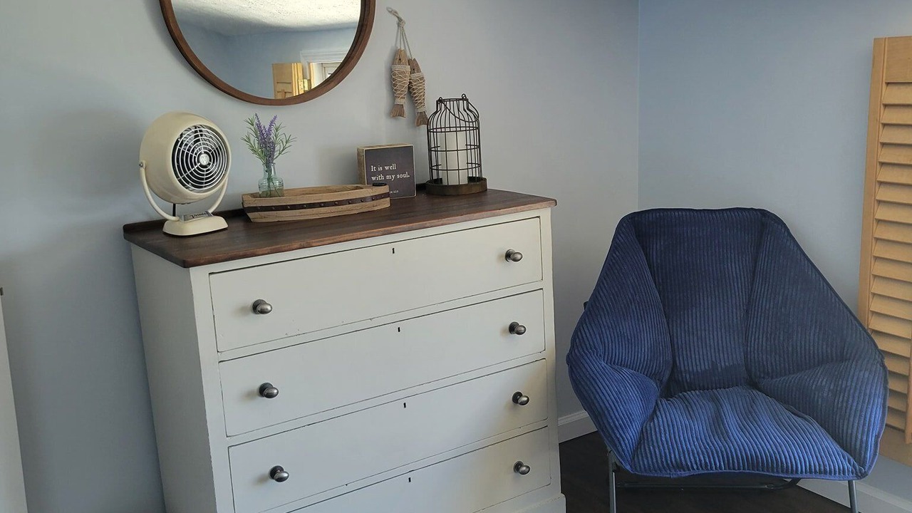 Photo of Bedroom in Lakeville