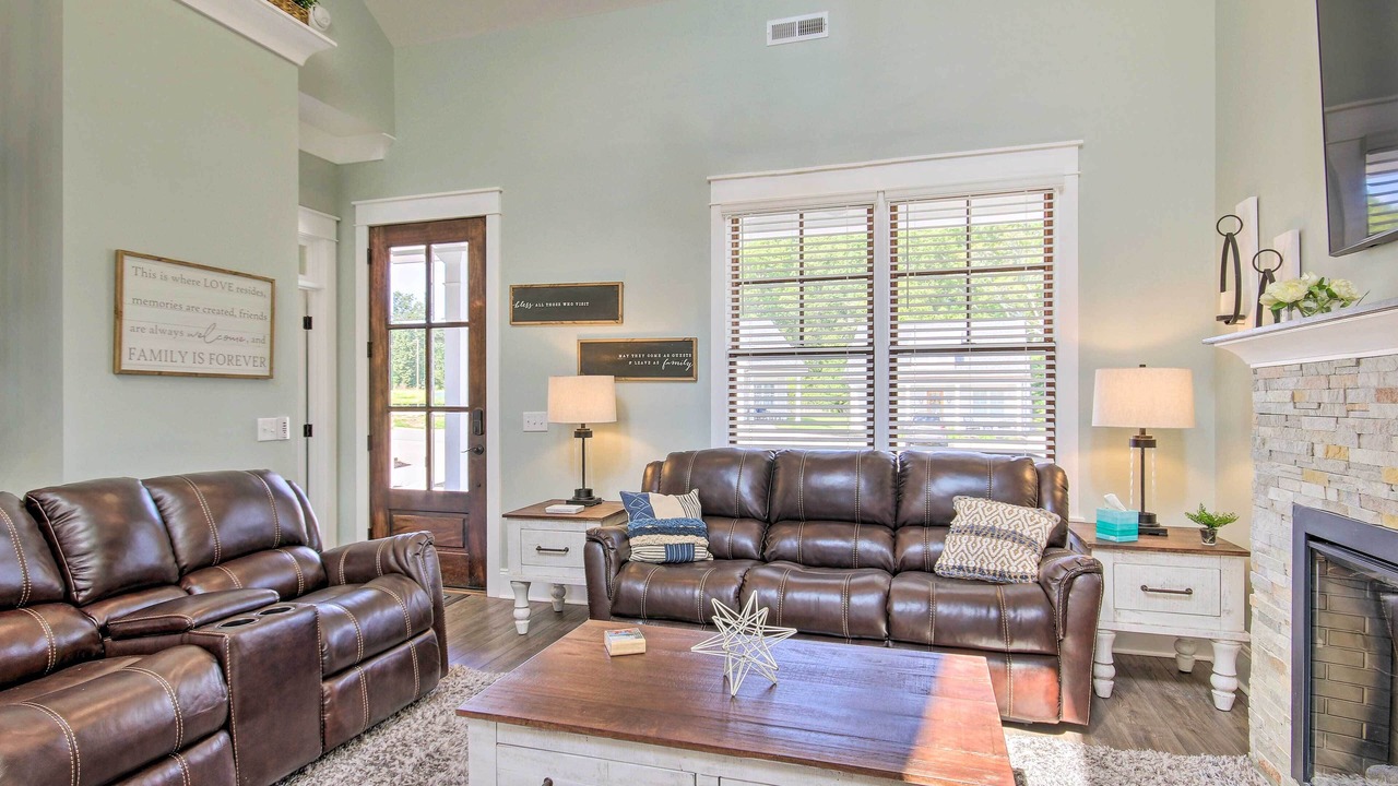 Photo of Livingroom in Greenwood