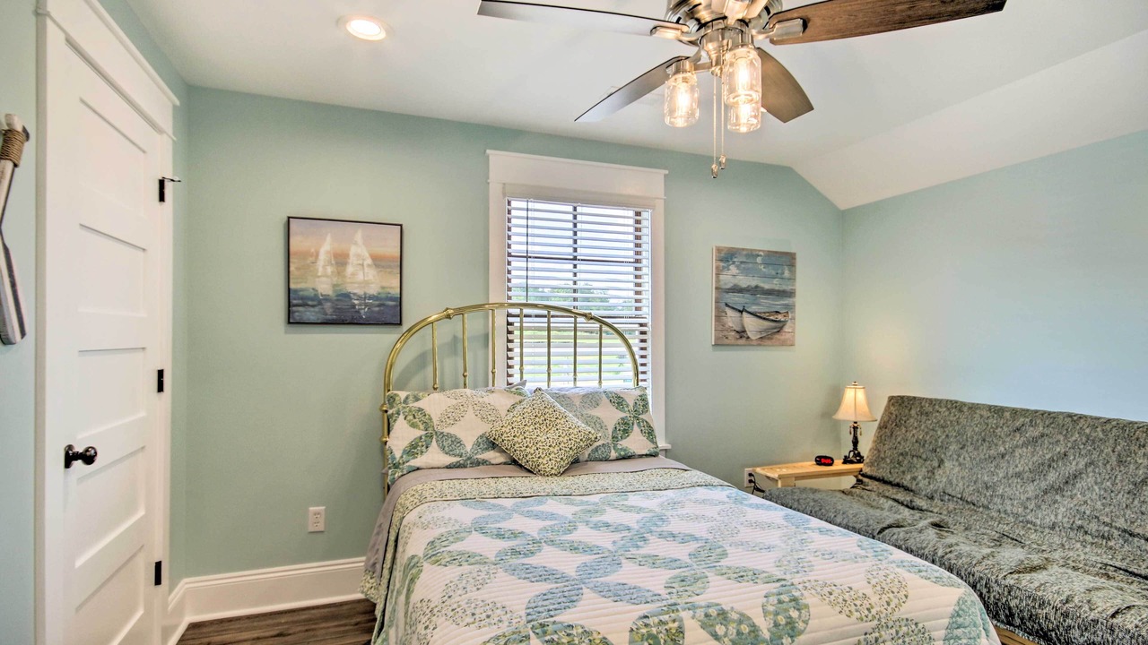 Photo of Bedroom in Greenwood