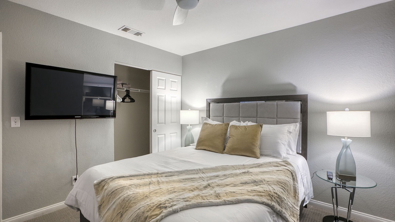 Photo of Bedroom in Summerlin
