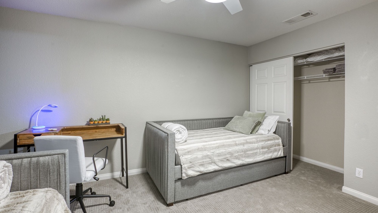 Photo of Bedroom in Summerlin