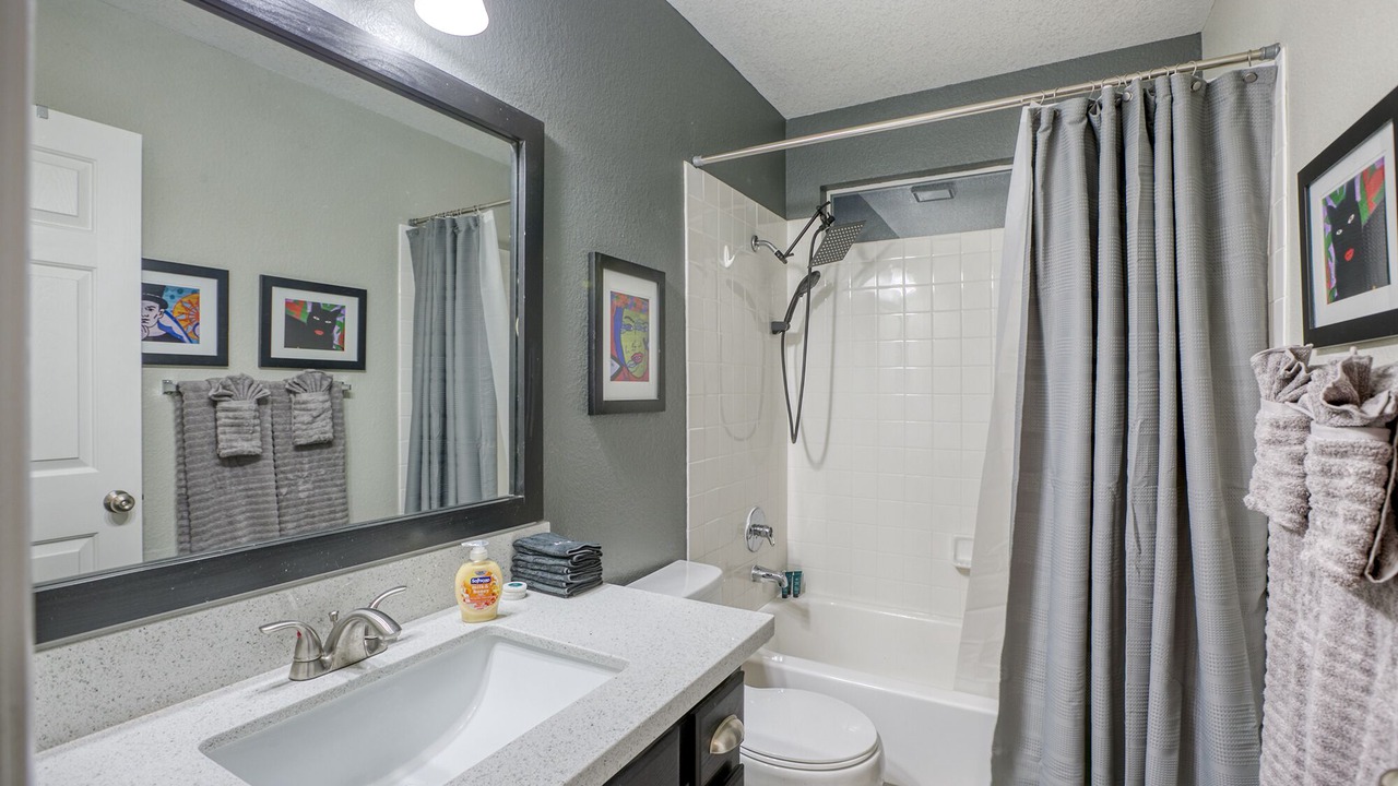 Photo of Bathroom in Summerlin