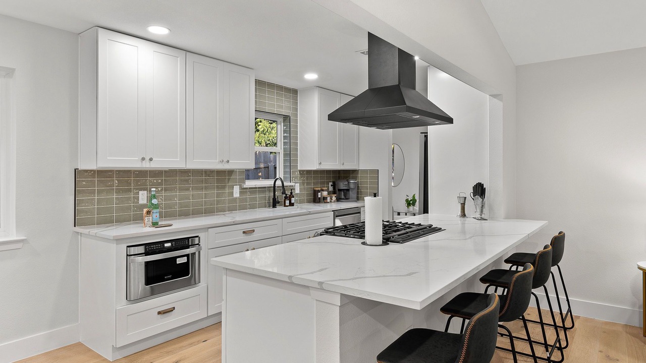 Photo of Kitchen in Buckner Terrace - Everglade Park