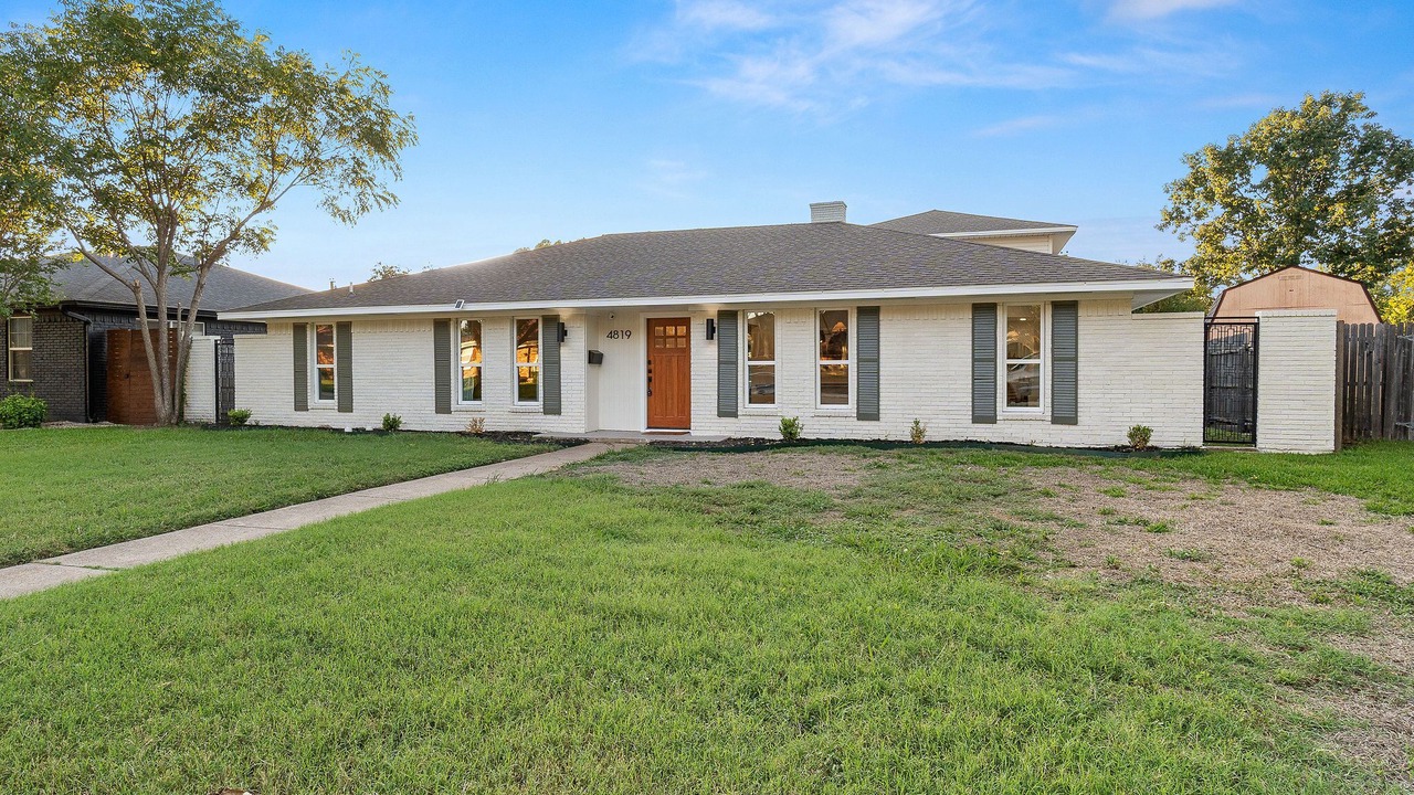 Photo of Outdoor in Buckner Terrace - Everglade Park
