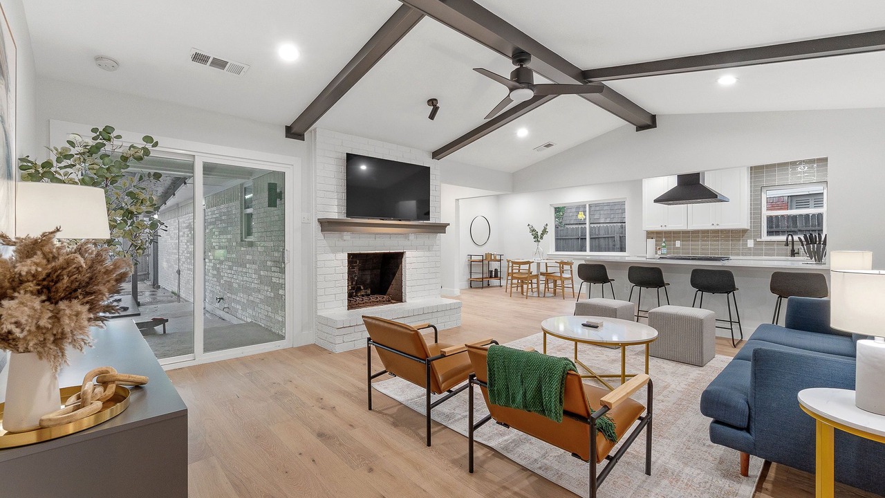 Photo of Livingroom in Buckner Terrace - Everglade Park