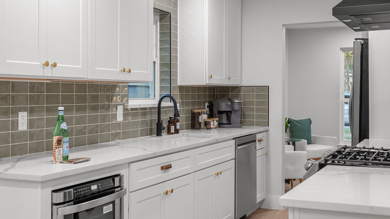 Photo of Kitchen in Buckner Terrace - Everglade Park