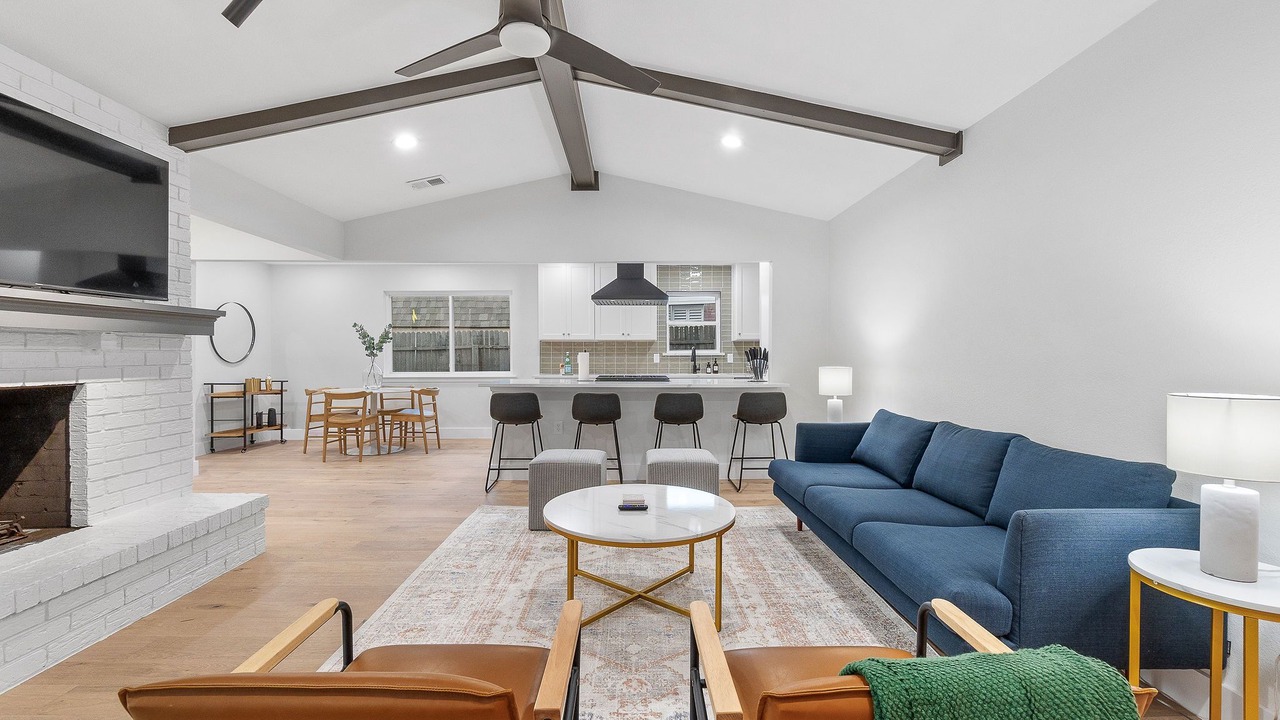 Photo of Livingroom in Buckner Terrace - Everglade Park