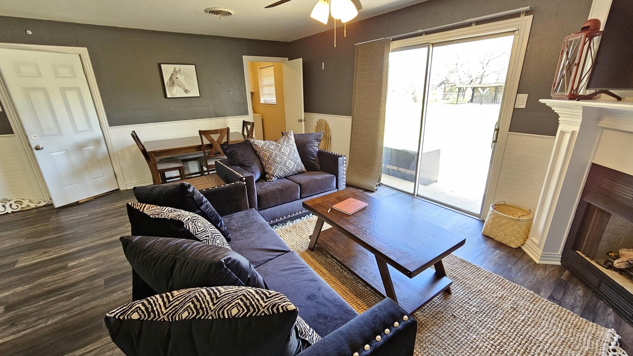 Photo of Livingroom in Greenville