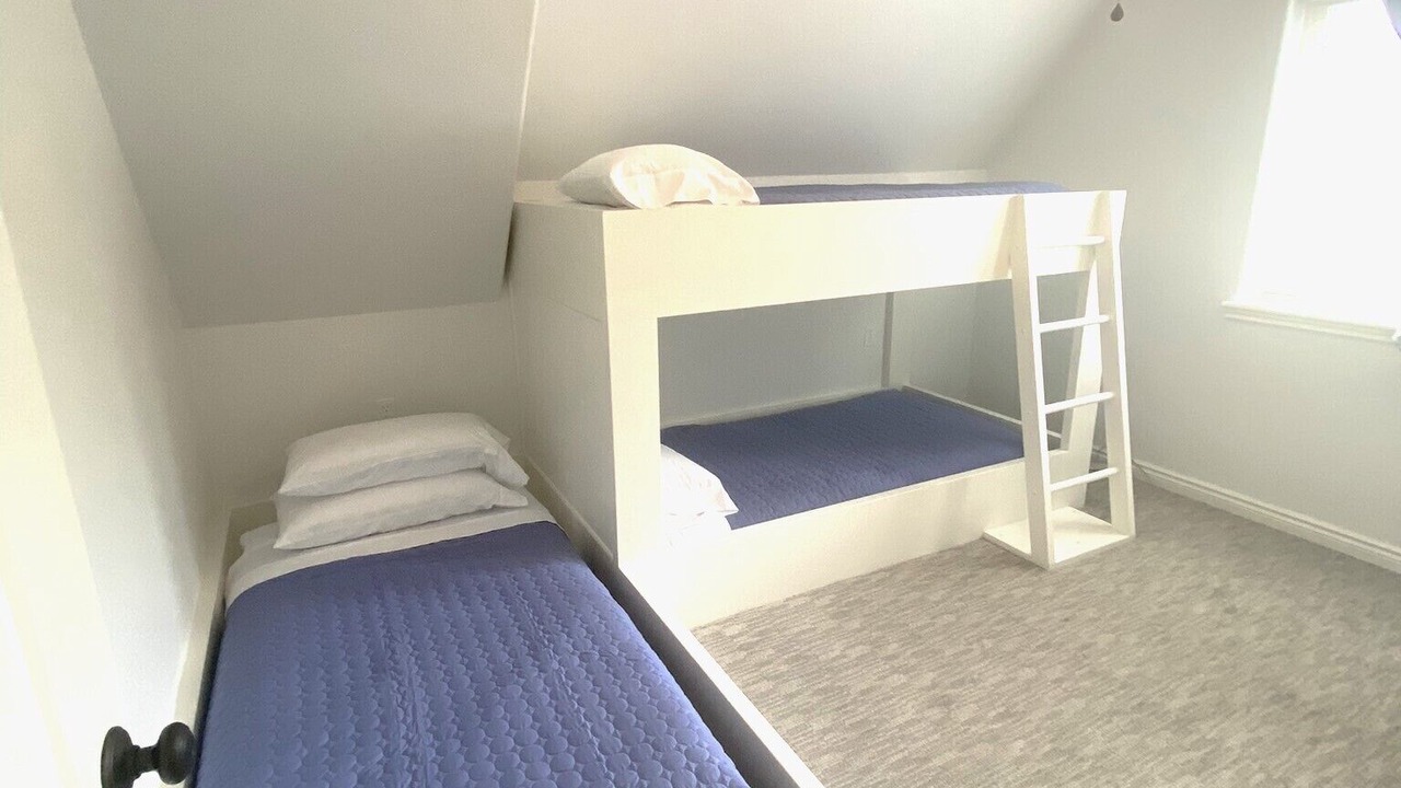 Photo of Bedroom in Hoyt