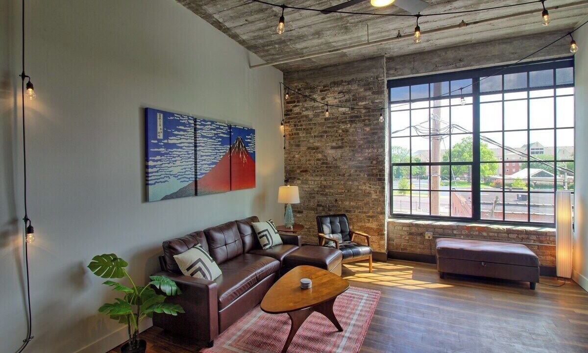Photo of Livingroom in Midtown