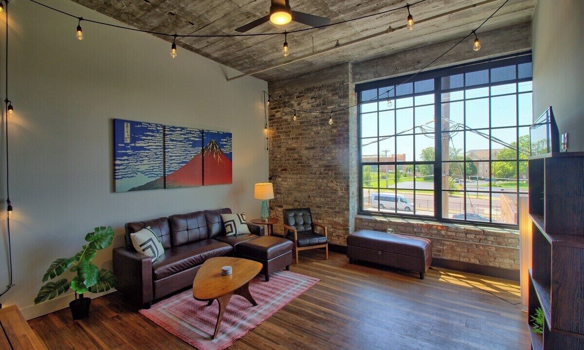 Photo of Livingroom in Midtown