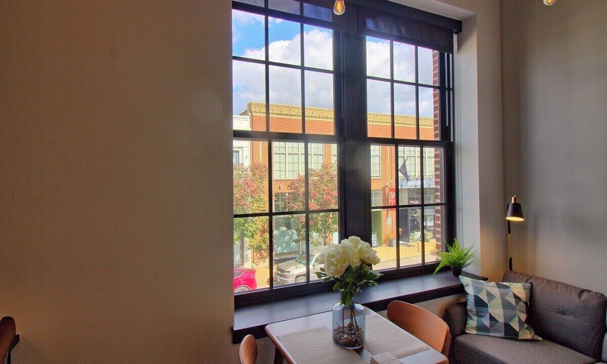 Photo of Livingroom in Midtown