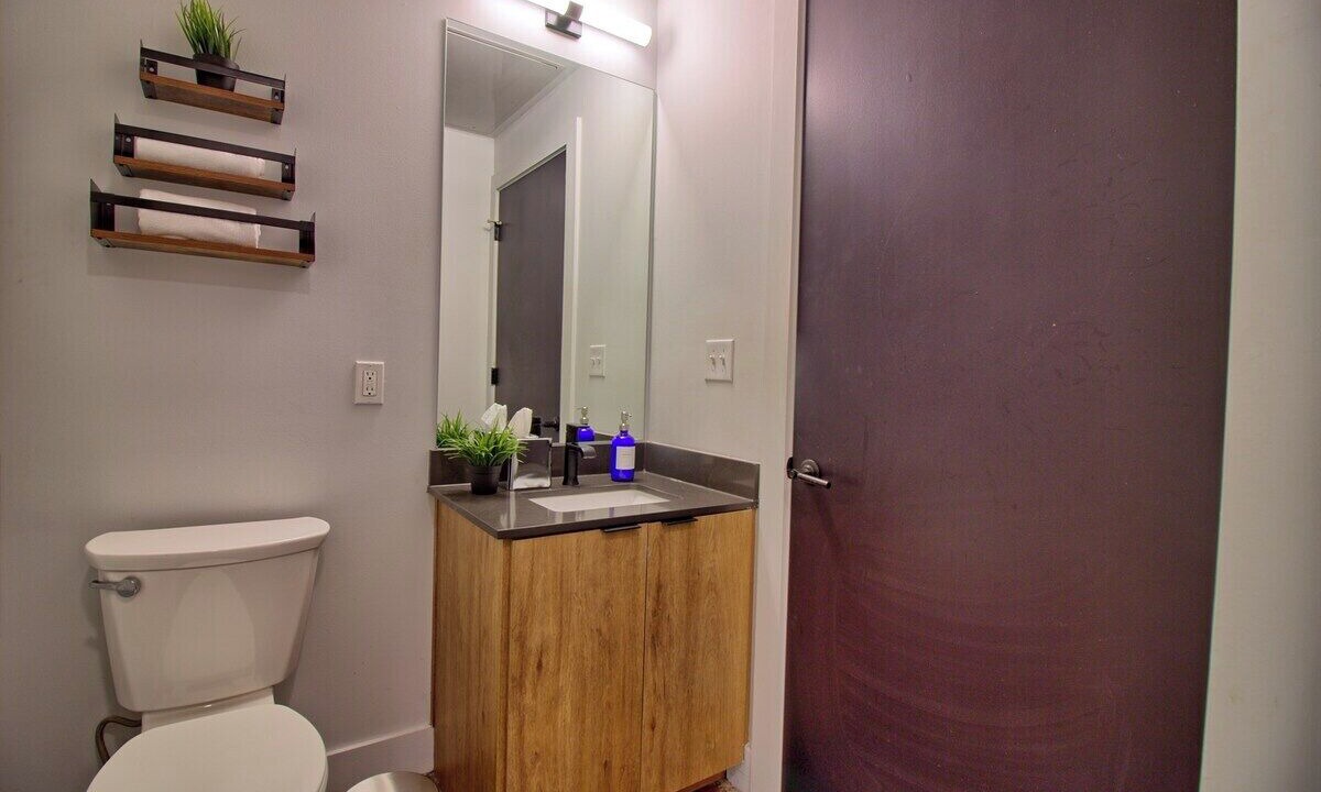 Photo of Bathroom in Midtown