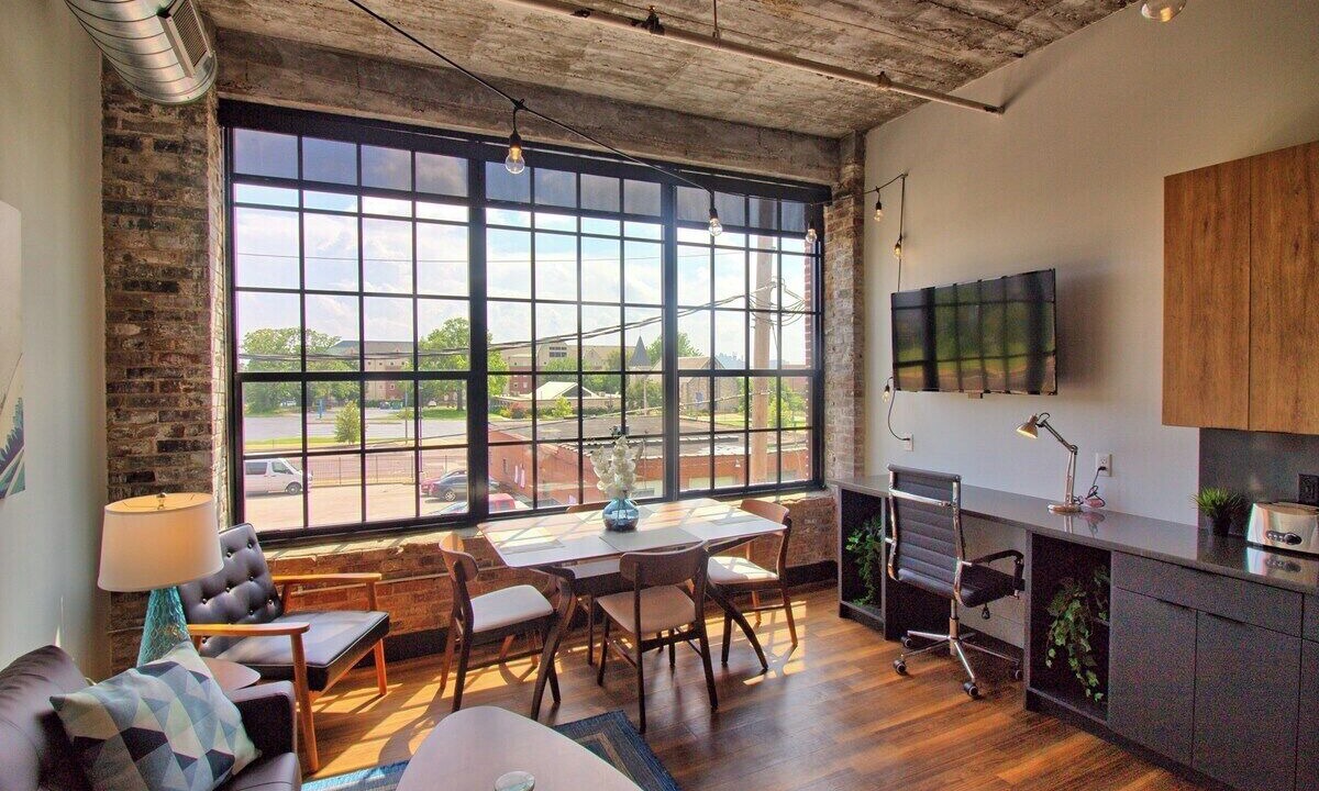 Photo of Livingroom in Midtown