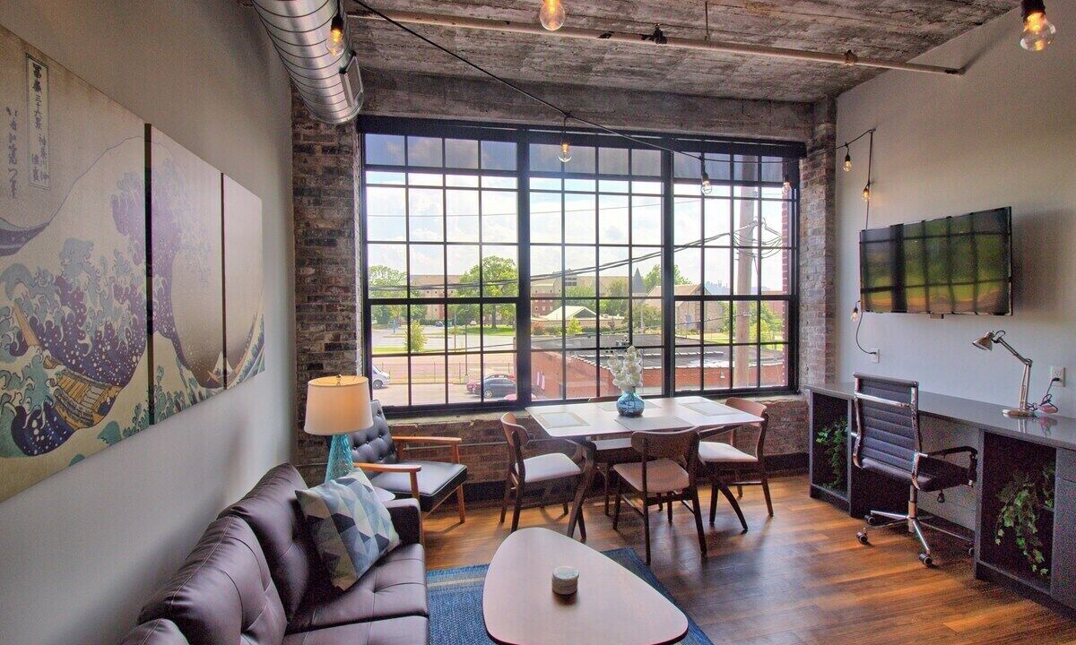 Photo of Livingroom in Midtown