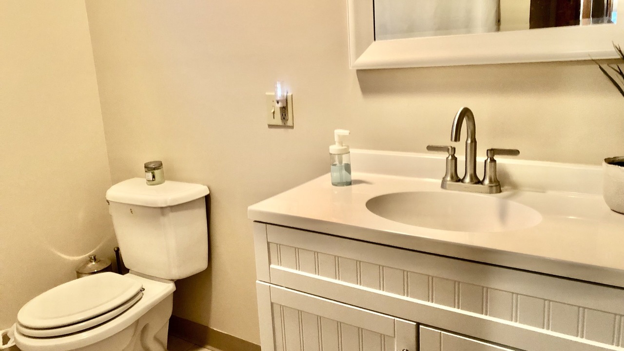 Photo of Bathroom in Penn Lake Park