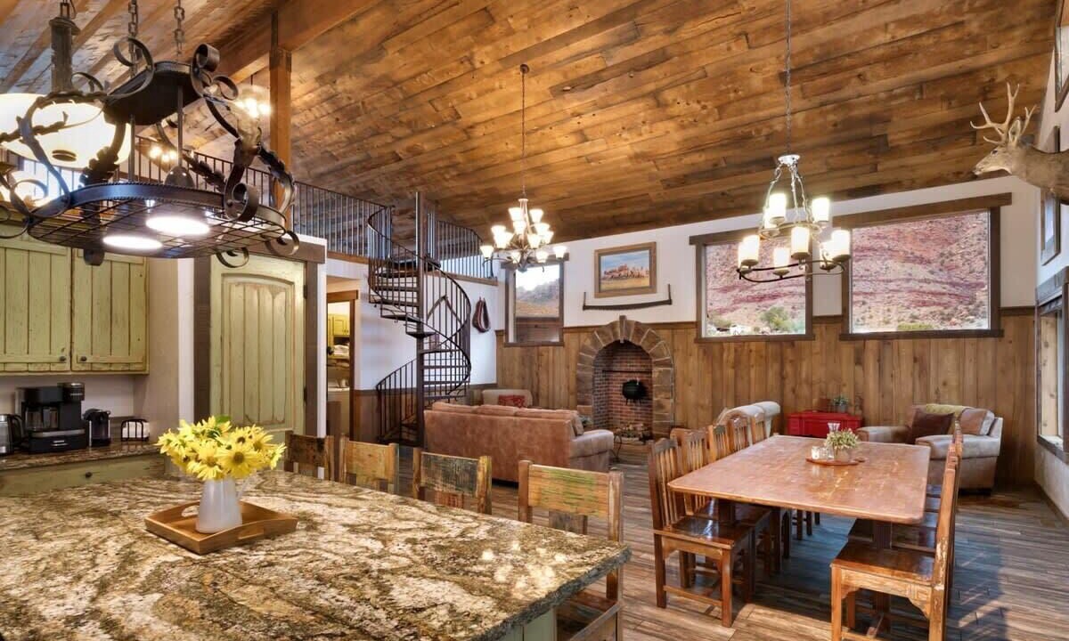 Photo of Livingroom in Moab South Valley