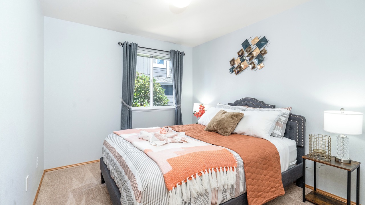 Photo of Bedroom in West Lake Stevens