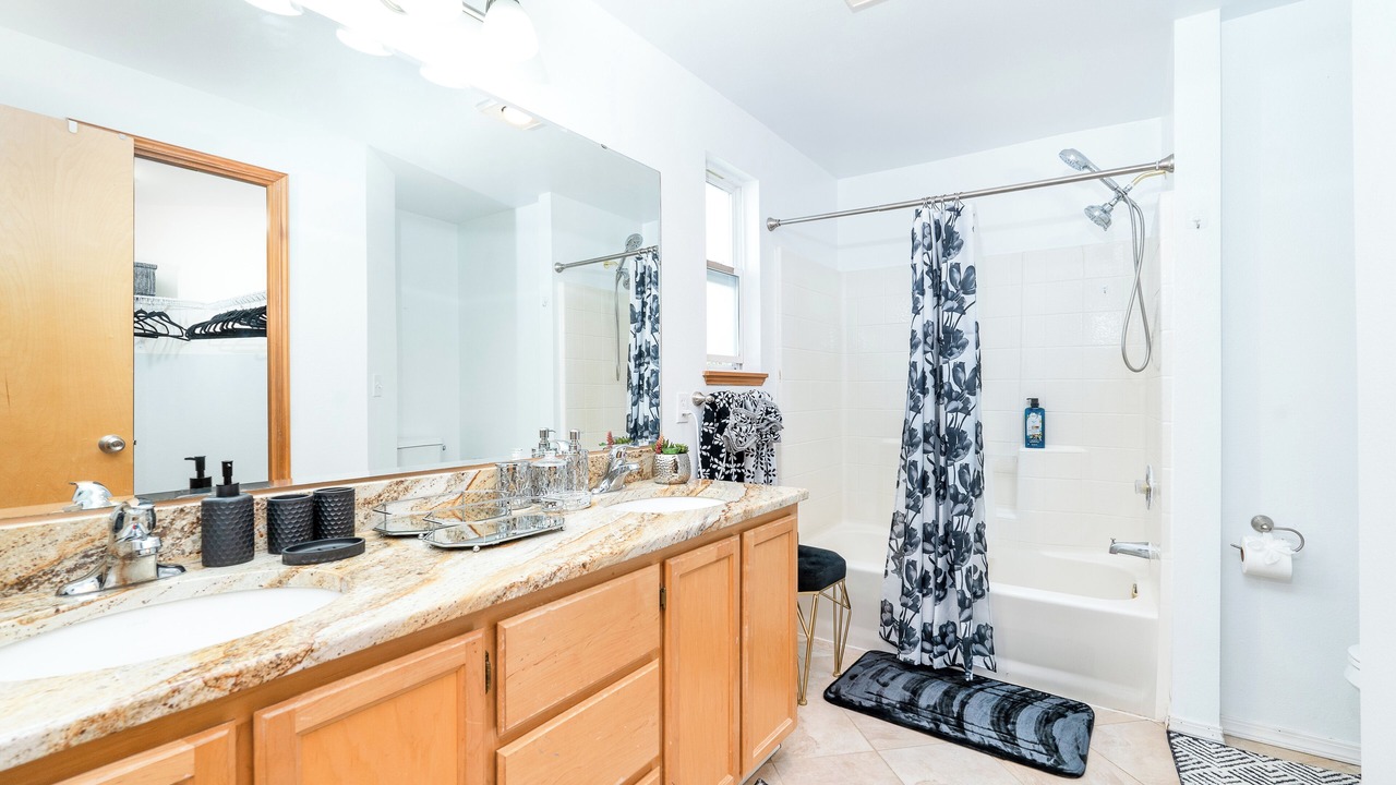 Photo of Bathroom in West Lake Stevens