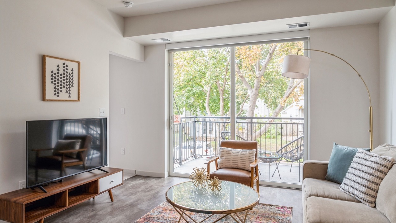 Photo of Livingroom in Harrison